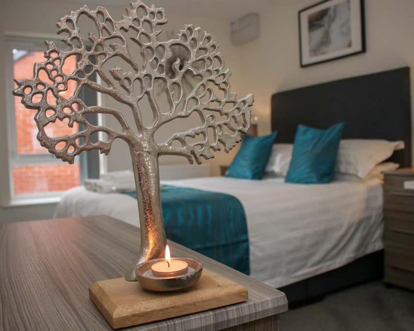 No25-Luxe Living Guest House- 2 Bed-Wifi-Free Parking-City- Beach Swansea Exterior photo